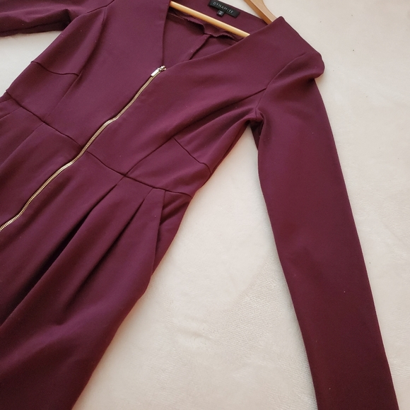 DYNAMITE Dress - Picture 4 of 6